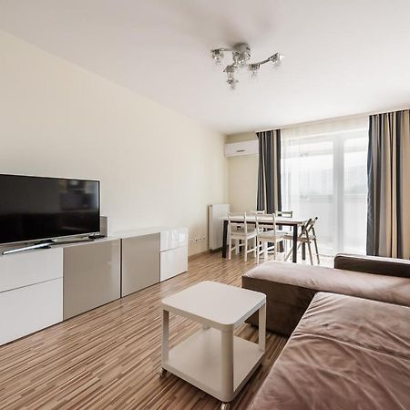 Metro Kondratowicza Spacious Apartment Varsovie Extérieur photo