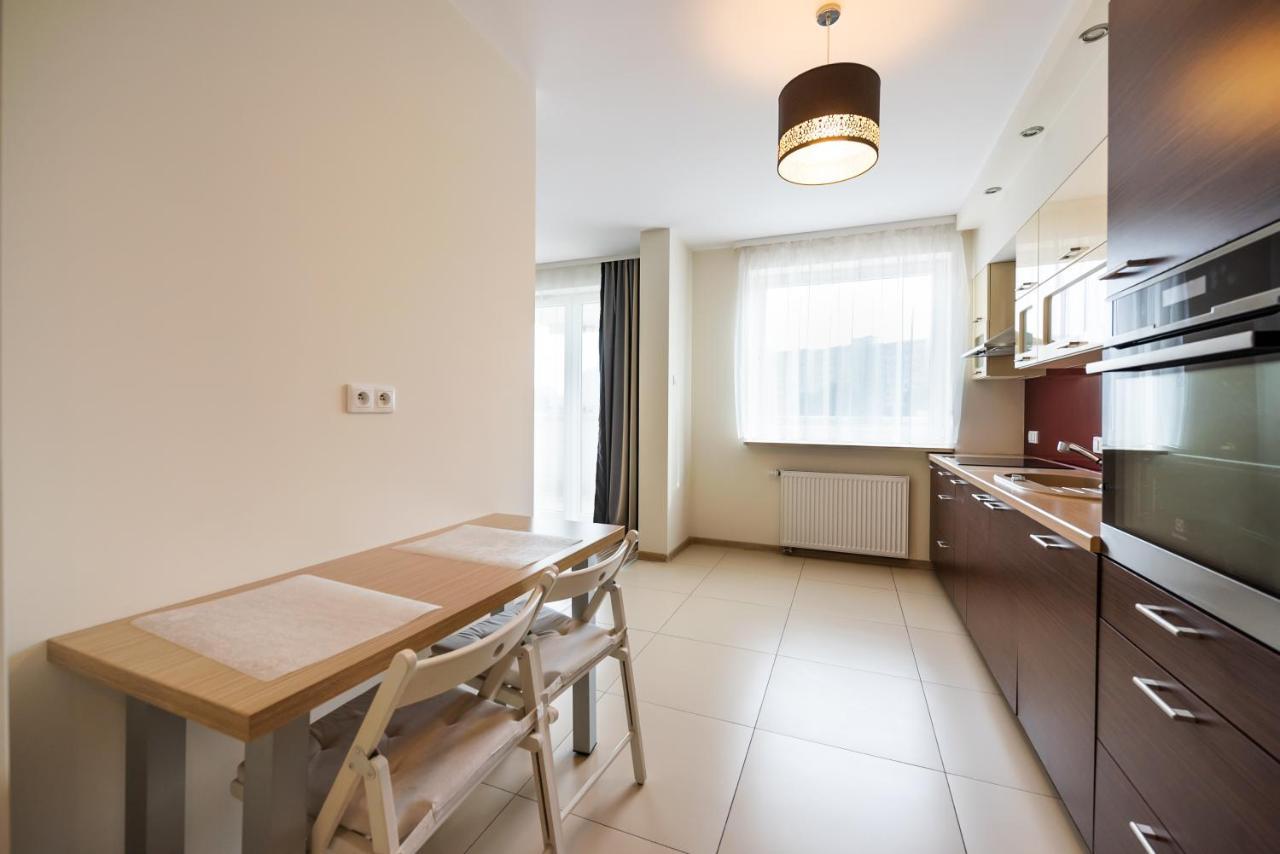 Metro Kondratowicza Spacious Apartment Varsovie Extérieur photo